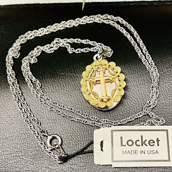 Vintage Prayer Wish Locket Silver Gold Cross Filigree Christian Made in USA - Picture 2 of 14